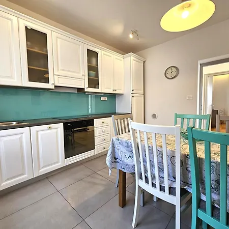 Olga Apartment *