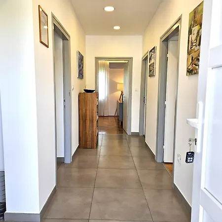 Olga Apartment Malinska
